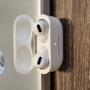 Apple AirPods Pro 1st Generation Stock # 0002